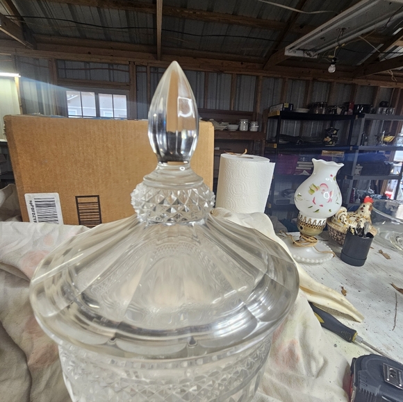 Shannon Crystal Lead Crystal Vase - Picture 2 of 11